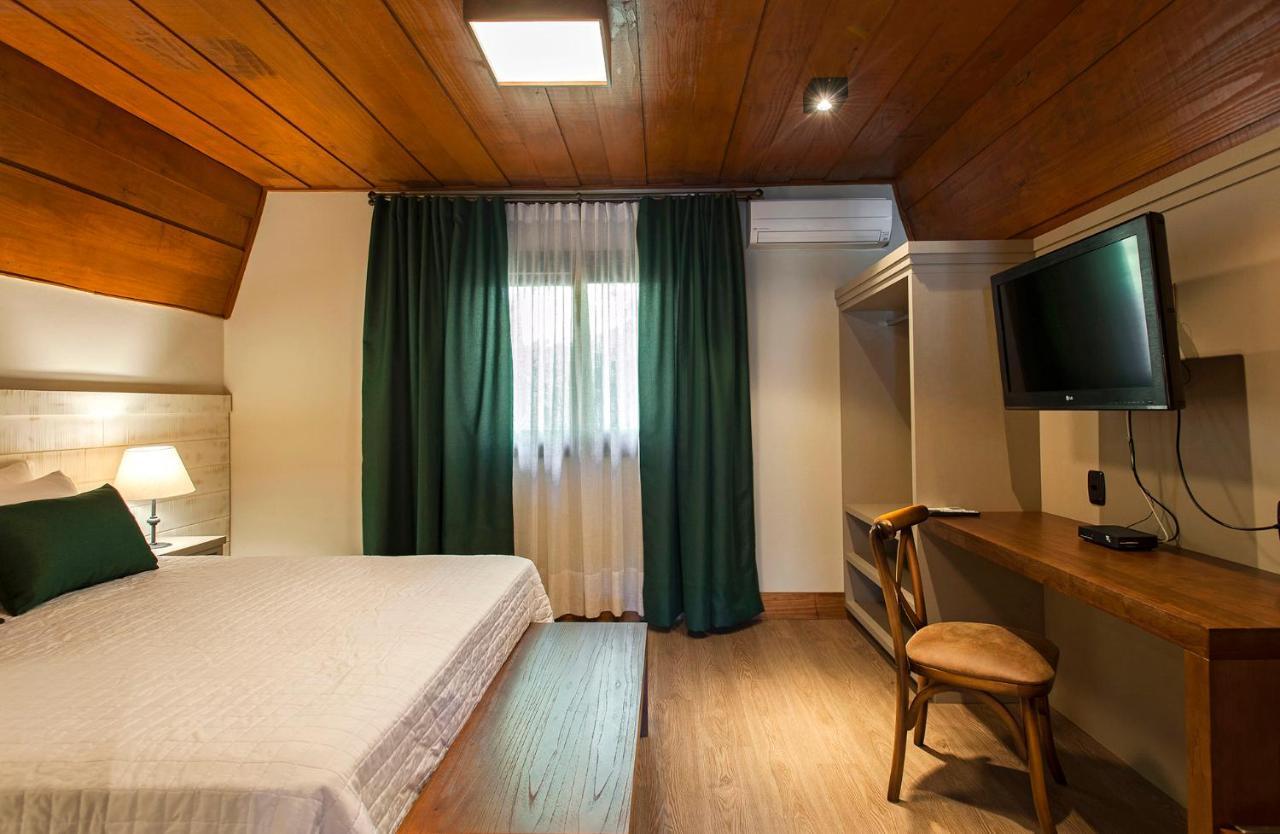Hotel Fioreze Chales 山林小屋