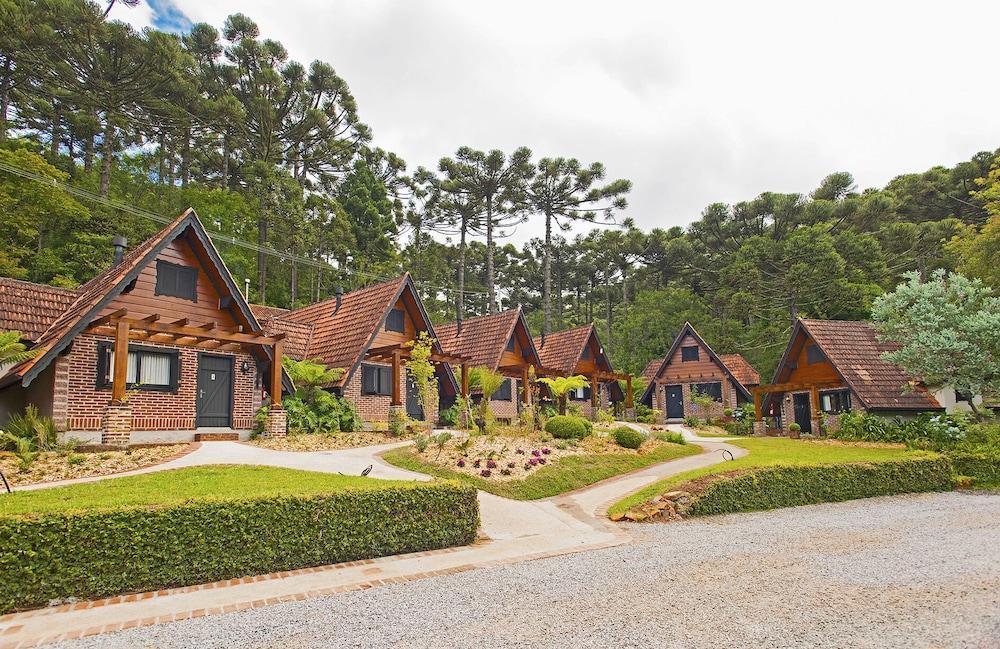 Lodge Hotel Fioreze Chales