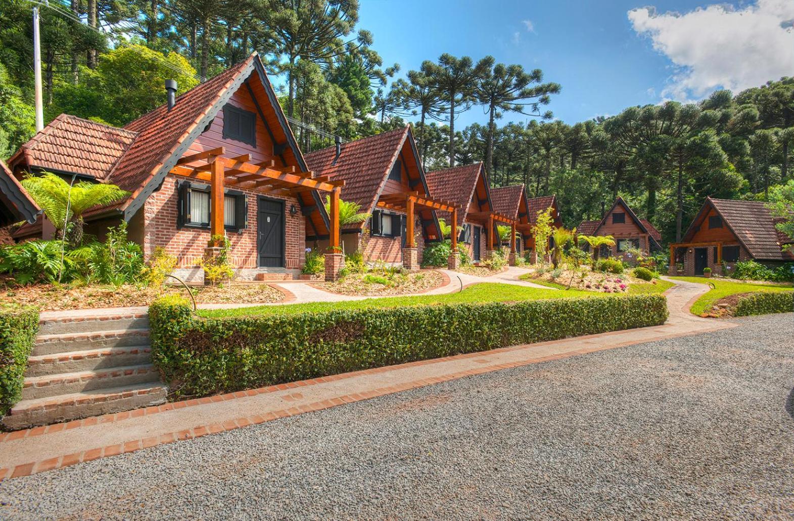 Lodge Hotel Fioreze Chales