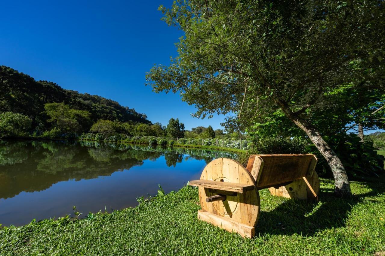 Hotel Fioreze Chales Lodge